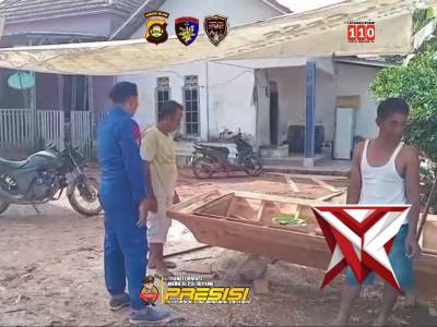 Personil satpolairud sambang di pesisir sungai lilin..