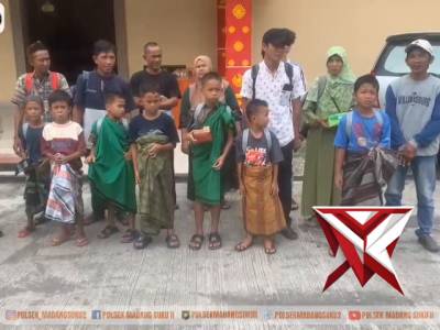 Sambut HUT Bhayangkara ke-80, Polsek Madang Suku II Dampingi 7 Anak Ikuti Sunat Massal