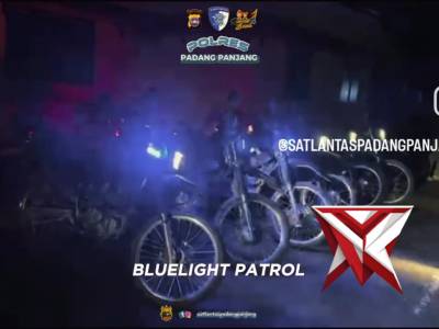 Patroli blue light malam minggu - PoliceTube
