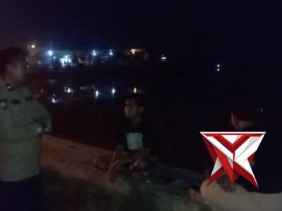Anggota Polsek Ujungpangkah, Ajak Warga Waspada Penipuan Online