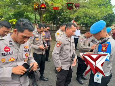 giat Opstibplin dari Bidpropam Polda Sumsel kepada seluruh Personil Polsek Gunung Megang - PoliceTube