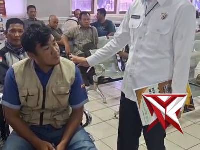Tim Audit Itwasda Melakukan Pengecekan Pelayanan Satpas Polrestabes Palembang - PoliceTube