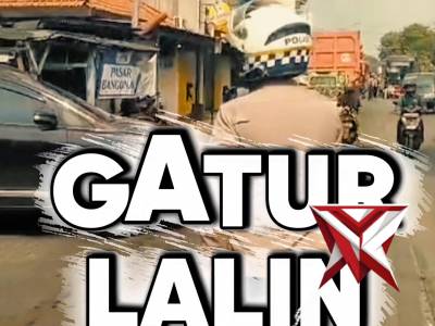 Polsek Pakal laksanakan Gatur lalin atasi kepadatan - PoliceTube