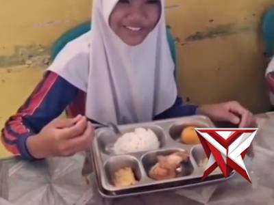 Sppg Polres OKU Timur Makan Bergizi Gratis SDN 01 Pracak - PoliceTube