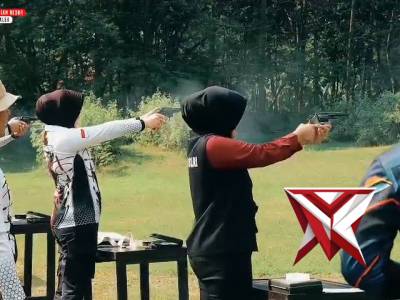 Kapolres Trenggalek: Latihan Menembak Tak Hanya Sekadar Ketepatan tapi Juga Paham Senjata - PoliceTube