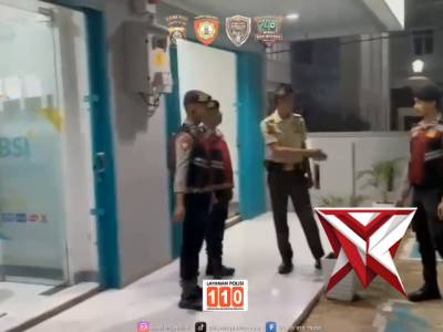 Pers Sat Samapta Melaksanakan Patroli Dialogis