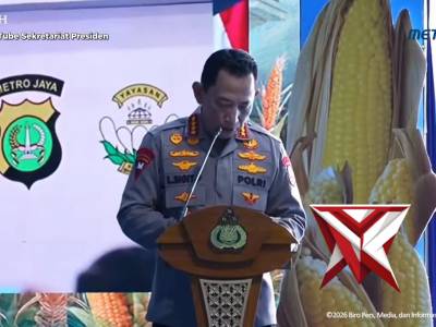 Dalam acara panen raya jagung serentak dan groundbreaking 10 gudang ketahanan pangan Polri di Kabupa