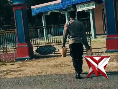 Giat bansos polsek stl Ulu terawas untuk masyarakat

"SUDAHKAH KITA BERBUAT BAIK HARI INI"