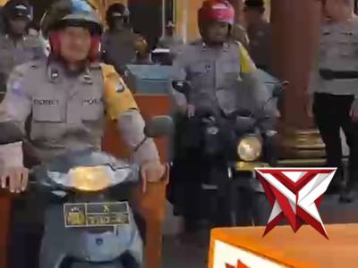 Wis ready, Pak Bhabin siap mendengar curhatan sambil ngopi lur..