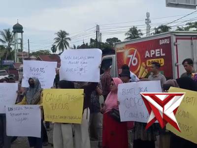 Pengamanan aksi unjuk rasa damai masyarakat kasang