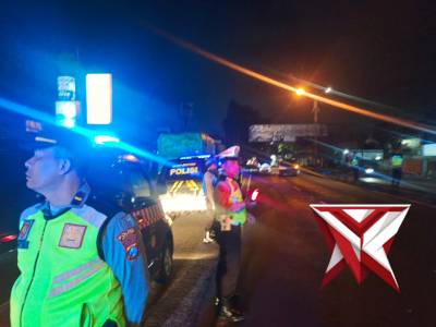 Di Pimpin Panit Sabhara Polsek Lawang Ipda Hartono Laksanakan Kegiatan KRYD di Daerah Kec. Lawang - PoliceTube