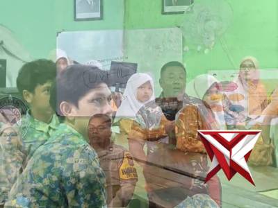 Bhabinkamtibmas polsek wiyung kunjungi smp al fatah surabaya