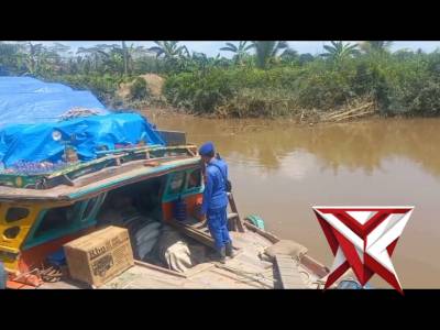 Himbauan agar selalu membawa alat keselamatan di perairan..