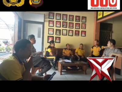 YH 2. Bincang santai Kapolsek Tanjung Agung bersama para PS. Kanit? - PoliceTube