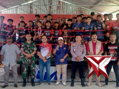 Polsek Slahung Polres Ponorogo Pelayanan Pengamanan Open Sparing Boxing PTK Ponsel