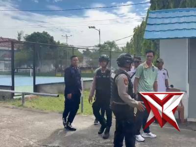 NYAGO OKI AMAN - PoliceTube