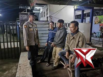 Cipta kondisi. Kapolsek Baros ajak warga tingkatkan Harkamtibmas malam hari