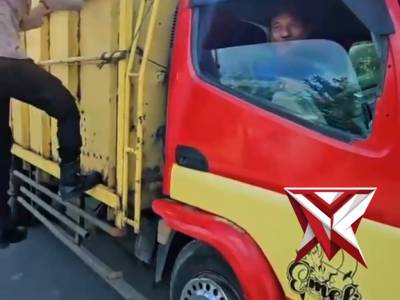 3. Razia tengki minyak Ilegal driling poksek tungkal jaya