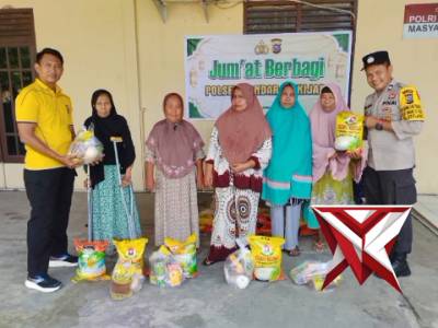Jumat Berbagi Polsek Bandar Sei Kijang - PoliceTube