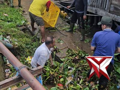 Gotong royong tiga pilar