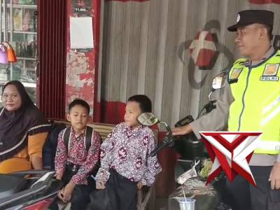Giat anggota Polsek Kikim timur