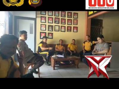 AZA 7. Bincang santai Kapolsek Tanjung Agung bersama para PS. Kanit?