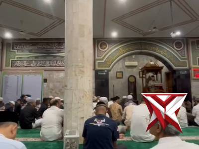 Kapolda Sumbar Laksanakan Gerakan Subuh Berjamaah di Masjid Muhsinin