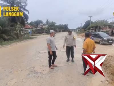 Himbauan Kamtibmas oleh Personil Polsek Langgam - PoliceTube