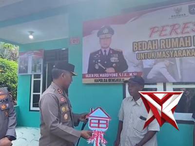 peresmian bedah rumah program bedah rumah ke 70 dan bakti sosial Polda Bengkulu