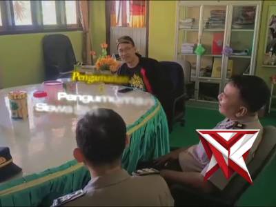 Pengamanan dan Monitoring giat pengumuman kelulusan Siswa di SMA Negeri 1 Ngrayun. - PoliceTube