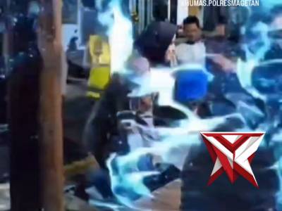 ?? Kapolsek Maospati Sambang Satkamling

Sambang kamtibmas Satkamling oleh Kapolsek Maospati di Kel