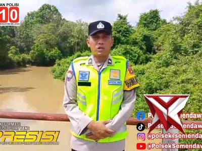 Polsek Semendawai Suku III melakukan giat monitoring debit air sungai