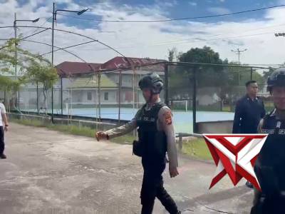 NYAGO OKI AMAN - PoliceTube
