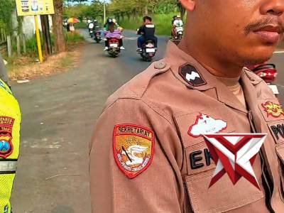 Polsek Pakal Laksanakan Pengamanan kedatangan suporter