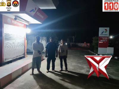 Kapolsek BMT turun langsung guna tertibnya pendistribusian BBM di wilkum Buay Madang Timur
