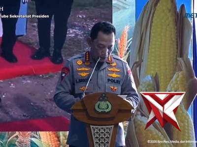 Dalam acara panen raya jagung serentak dan groundbreaking 10 gudang ketahanan pangan Polri