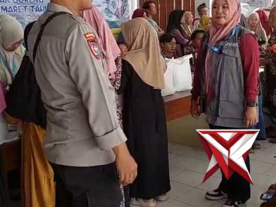Giat bantuan pangan Ds. Patemon Kec. Tlogosari Kab. Bondowoso