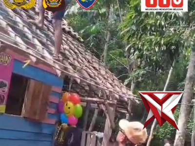 BD 14. Bhabinkamtibmas Dampingi Survey Bedah Rumah HUT Bhayangkara
