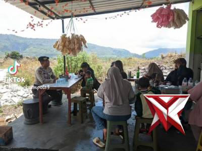 Dekatkan Diri dengan Warga, Polsek Sempol Lakukan Patroli Dialogis