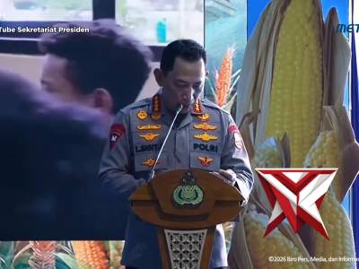 Dalam acara panen raya jagung serentak dan groundbreaking 10 gudang ketahanan pangan Polri