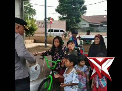 BERBAGI DENGAN SESAMA
Kegiatan Kamis dan Jumat Berkah  di Wilkum Polsek Ilir Barat II Palembang

@li