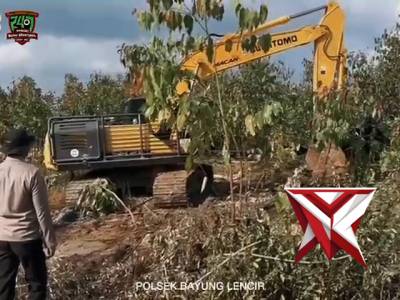 Polsek Bayung Lencir melaksanakan giat Penertiban illegal drilling di Kec. Bayung Lencir - PoliceTube