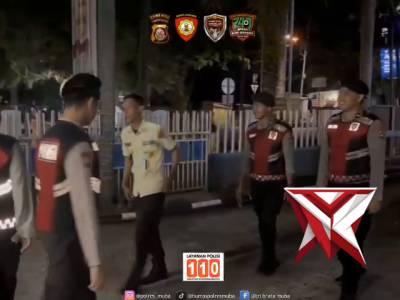 Pers Sat Samapta Melaksanakan Patroli Malam - PoliceTube