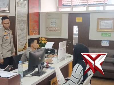 Melayani masyarakat ??