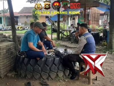 Ps. Kanit Binmas Polsek Lawang Kidul Laksanakan Sambang dan Silaturahmi Bersama Warga Masyarakat Ps - PoliceTube