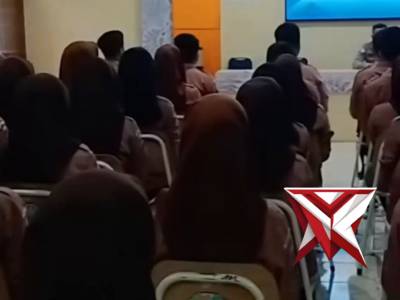 POLICE GO TO SCHOOL SOSIALISASI TERTIB BERLALU LINTAS - PoliceTube