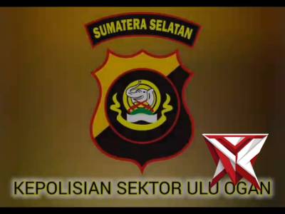 Anggota Polsek Ulu Ogan melaksanakan kegiatan pembersihan di lingkungan Mako Polsek Ulu Ogan - PoliceTube