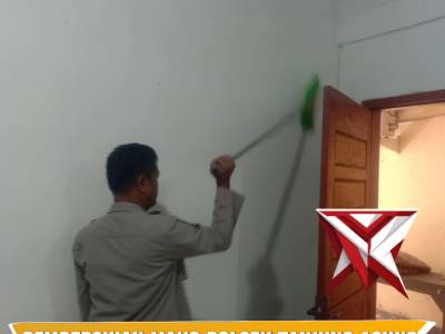 BT 9. Kegiatan pembersihan Mako dan ruang Bhayangkari  dalam rangka Belida Asri.