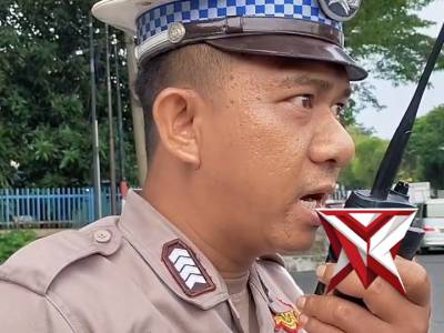 Polsek Tenggilis Mejoyo laksanakan giat gatur lalin