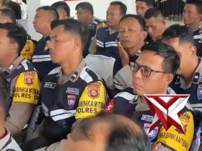 NYAGO OKI AMAN - PoliceTube